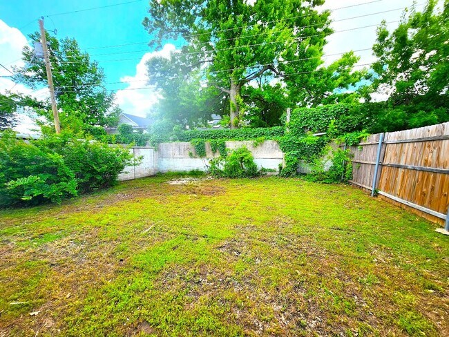 Building Photo - 2224 NW 49th St