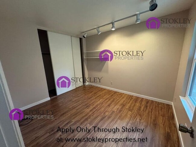 Building Photo - 2711 Subec Ln