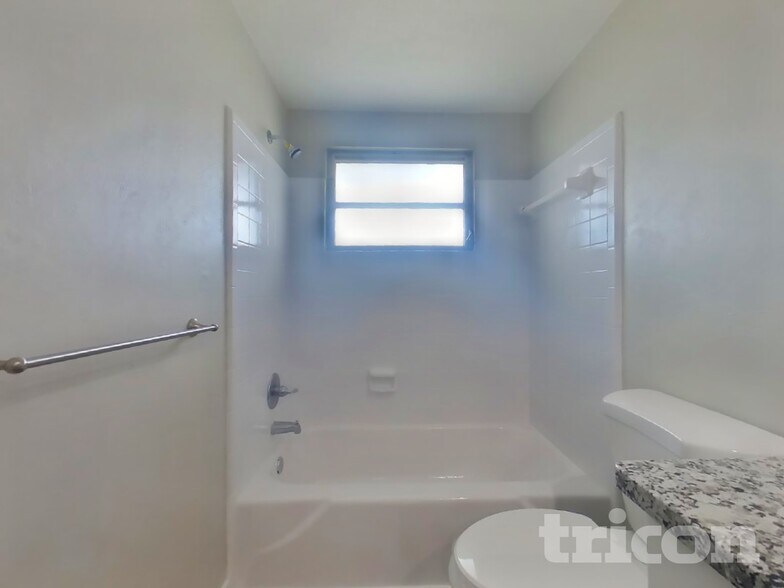 Building Photo - 7330 Cass Cir