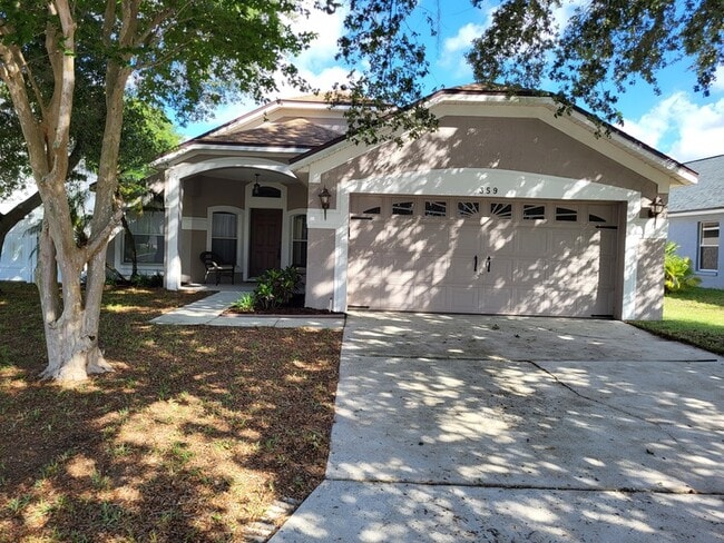 Building Photo - 359 Sir Phillips Dr
