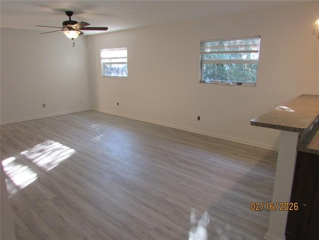 Building Photo - 506 6th Ave NW