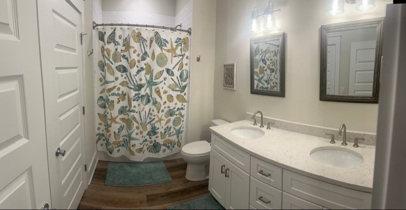 Building Photo - 546 Howard Ave