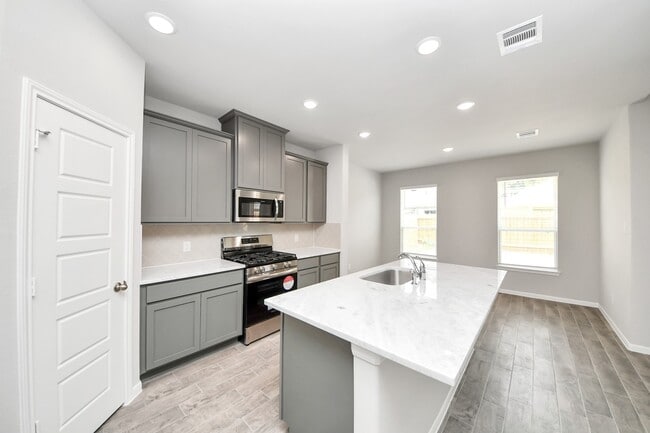 Building Photo - 22826 Xanthos St