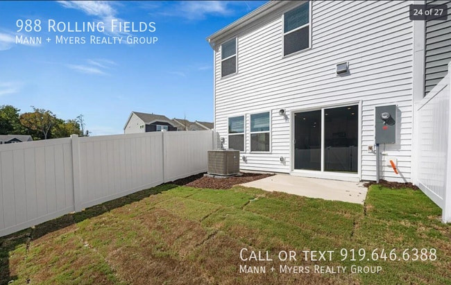 Building Photo - 988 Rolling Flds Dr