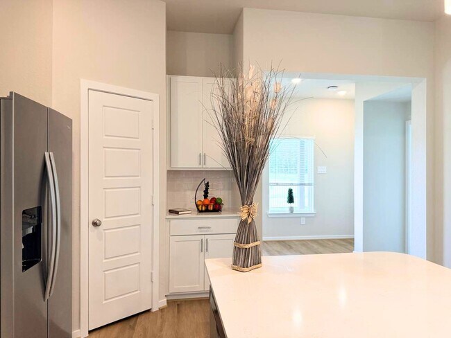 Building Photo - 16246 Parish Pointe Ct