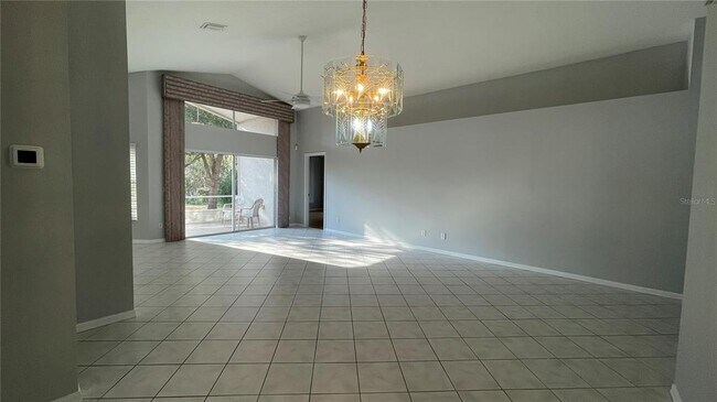 Building Photo - 985 Pritchard Island Rd