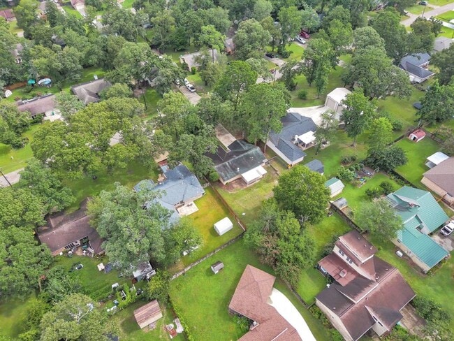 Building Photo - 162 Greenleaf Ln