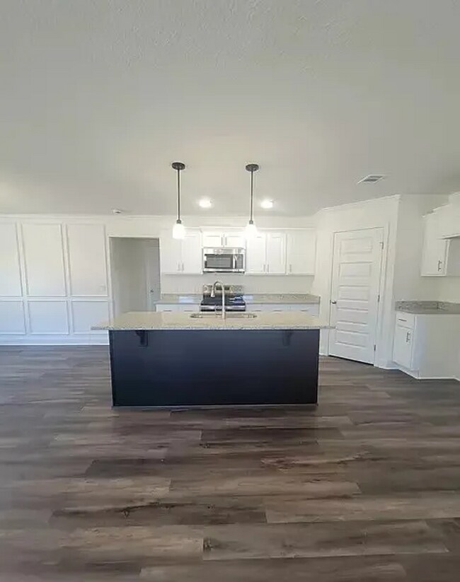 Building Photo - 109 Enclave Ct