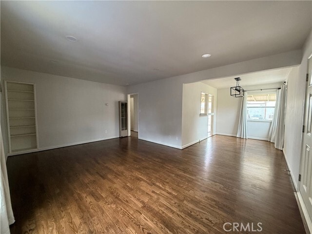 Building Photo - 312 E Erna Ave