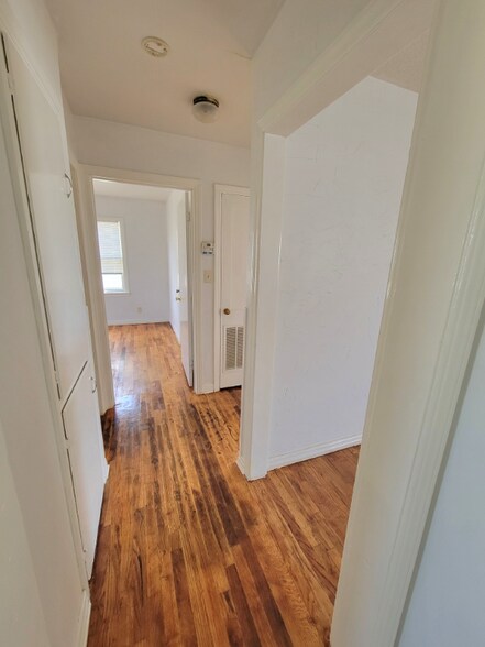 Building Photo - 4009 S Lipscomb St