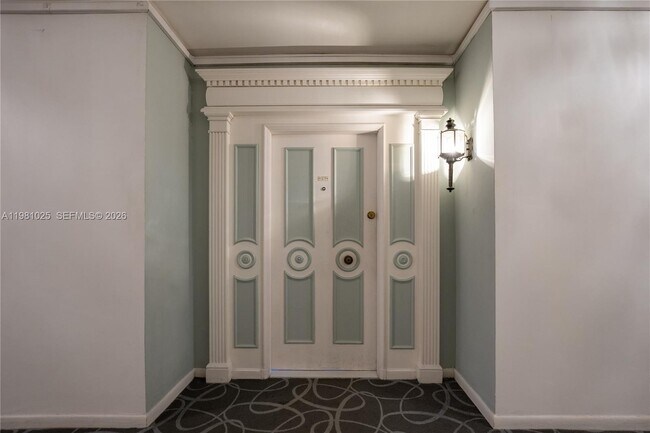 Building Photo - 5255 Collins Ave