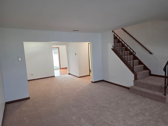 Building Photo - 1118 Bernice Dr