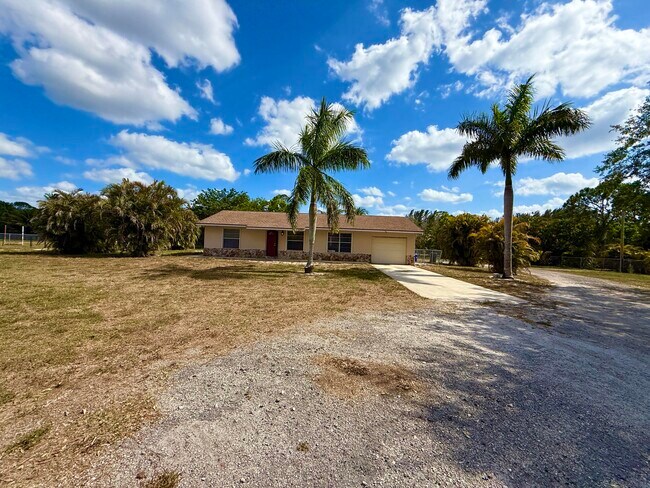 Building Photo - 16394 Pimlico Dr E