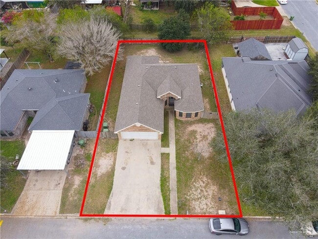 Building Photo - 23 Tulip Cir