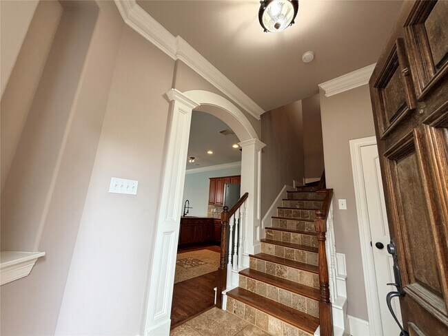 Building Photo - 1007 Kern St