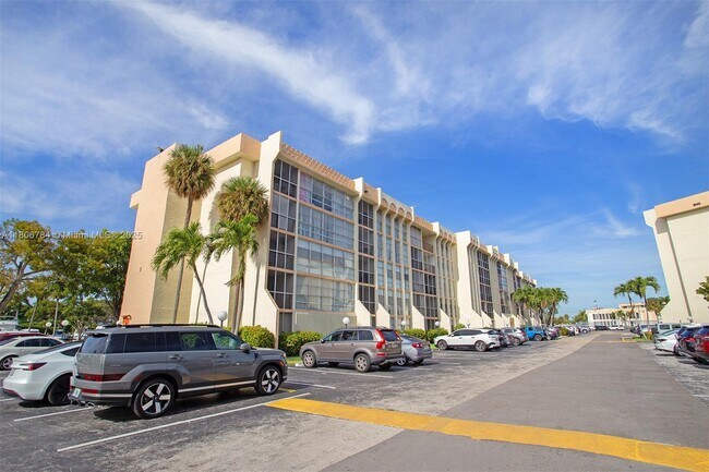 Building Photo - 601 Three Islands Boulevard
