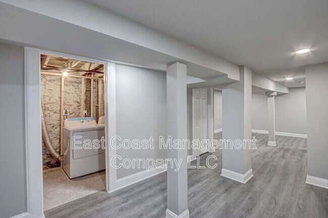 Building Photo - 2619 Loyola Northway