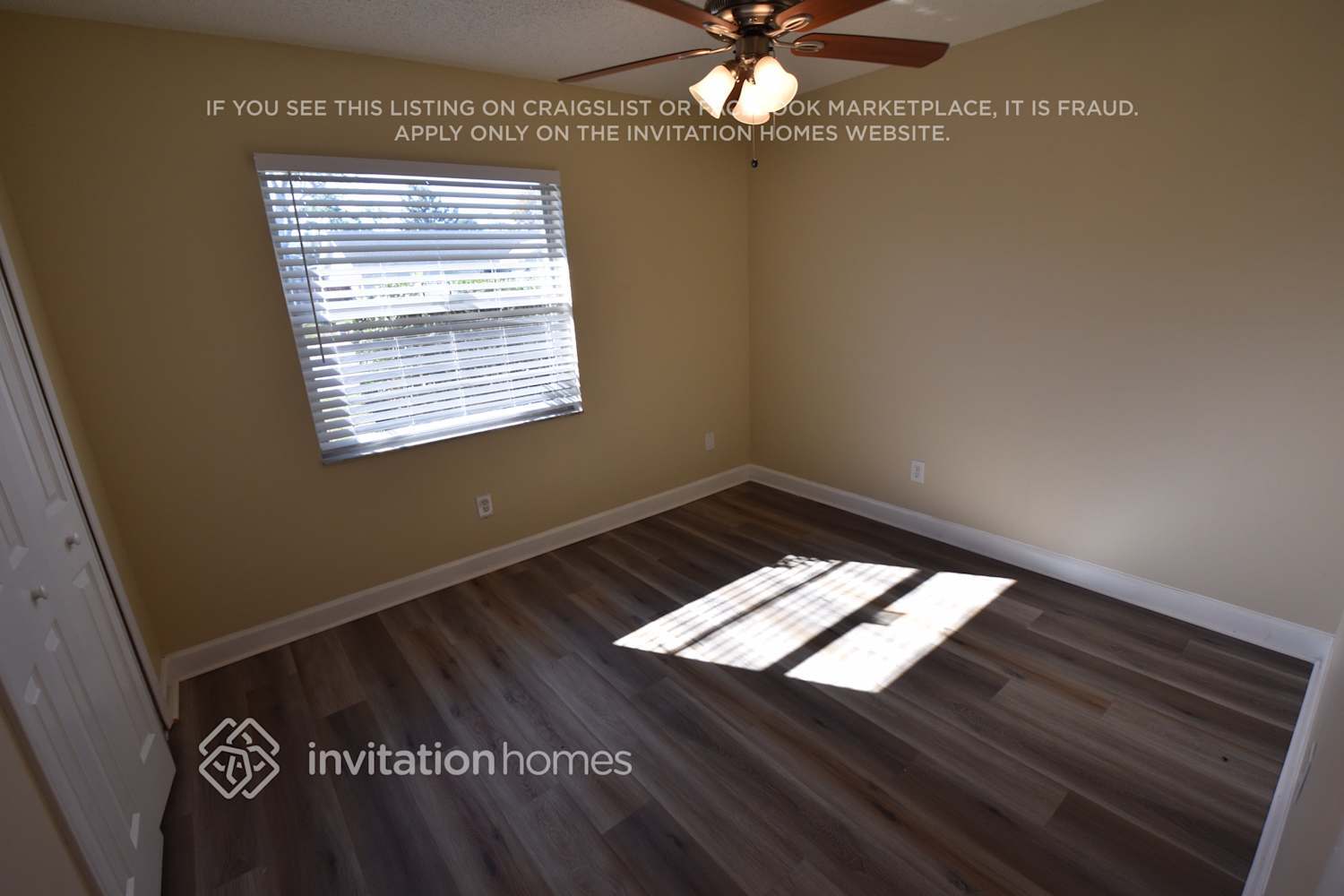 Building Photo - 2819 Bermuda Ave N