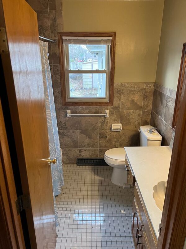 Building Photo - 2129 S Delaware Ave