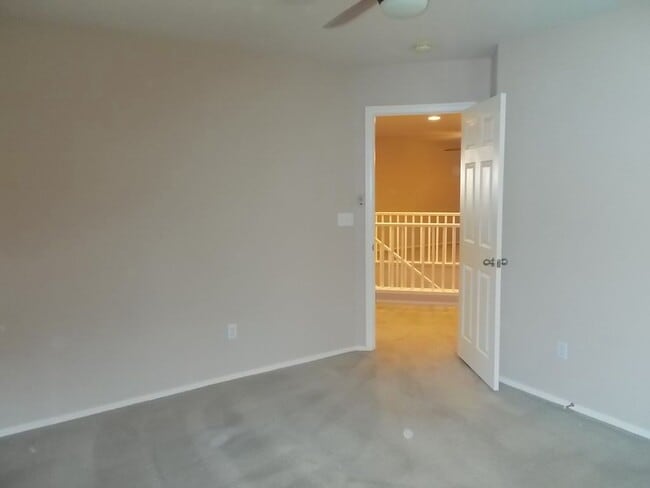 Building Photo - Spacious 3-Bedroom Cul-de-Sac Home in Prime Location