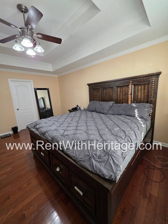 Building Photo - Gorgeous 5 Bd/ 3 Bath Including Full Finished Basement/ Spacious Yard with RV Parking/ Small Subd...