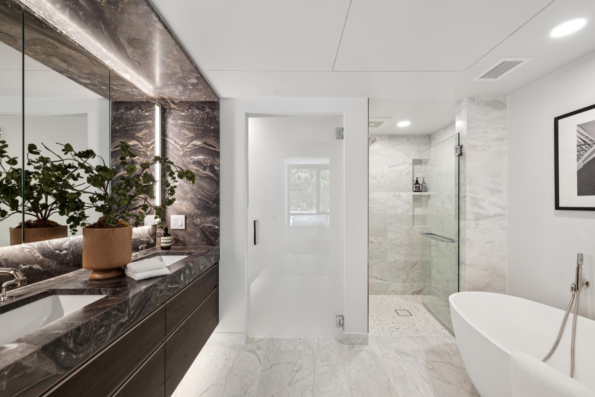 Building Photo - 2525 Van Ness Ave