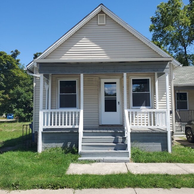 Building Photo - 2BDRM HOUSE FOR RENT
