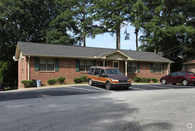 Harmony Manor Apartments - Bluestone Manor