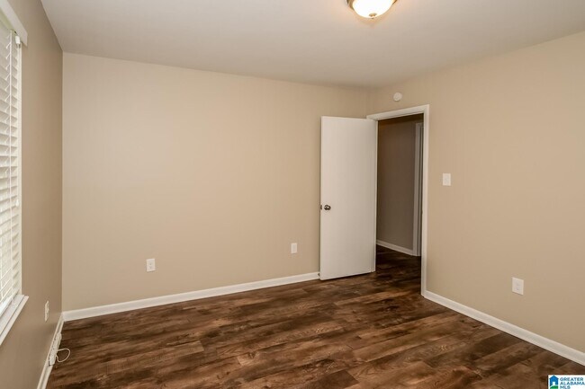 Building Photo - 12298 Richard St