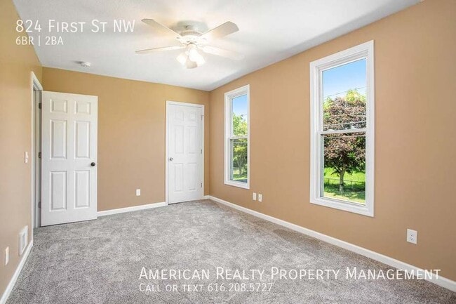 Building Photo - 824 First St NW-