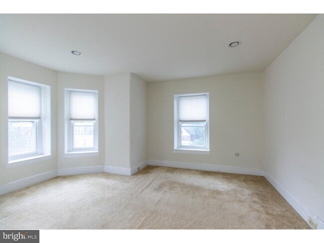 Building Photo - 4415 Manayunk Ave