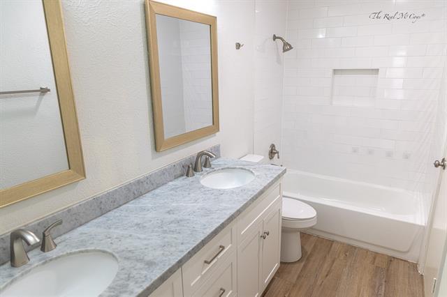 Building Photo - 2116 Teakwood Ln