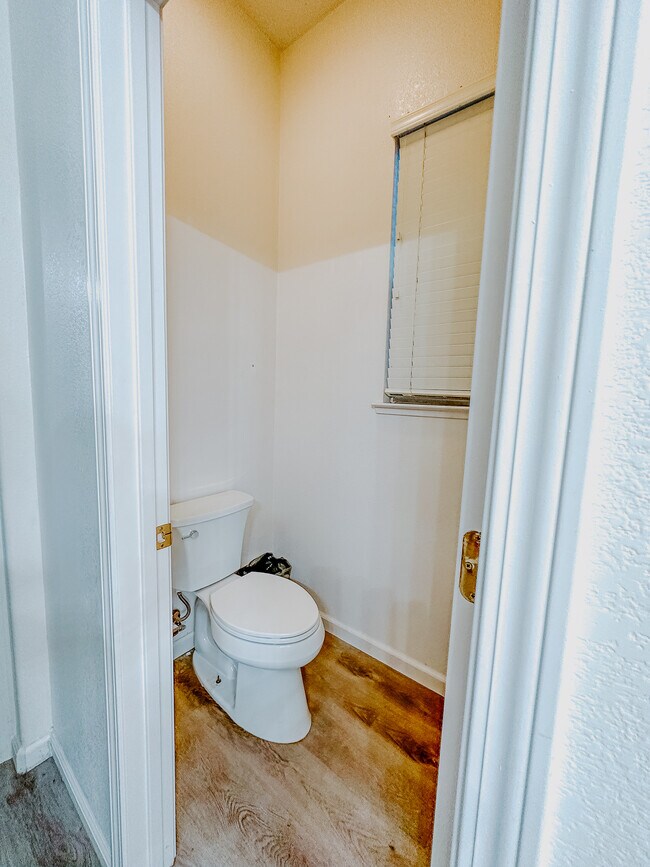 Building Photo - 1461 Grand Oak Way