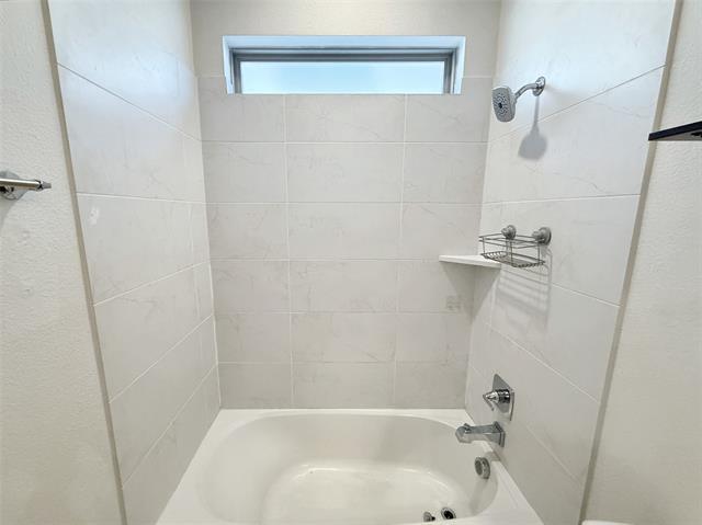 Building Photo - 5924 Owen Rd