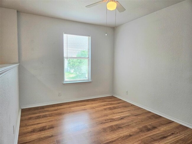 Building Photo - 161 Beech Dr