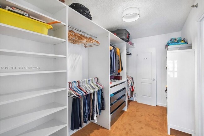 Building Photo - 4000 Towerside Terrace