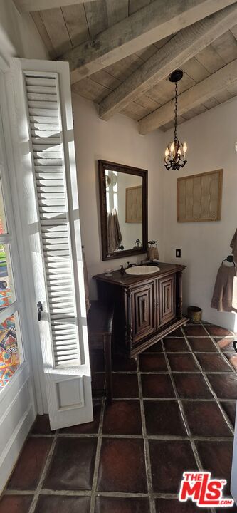 Building Photo - 2231 S Caliente Dr