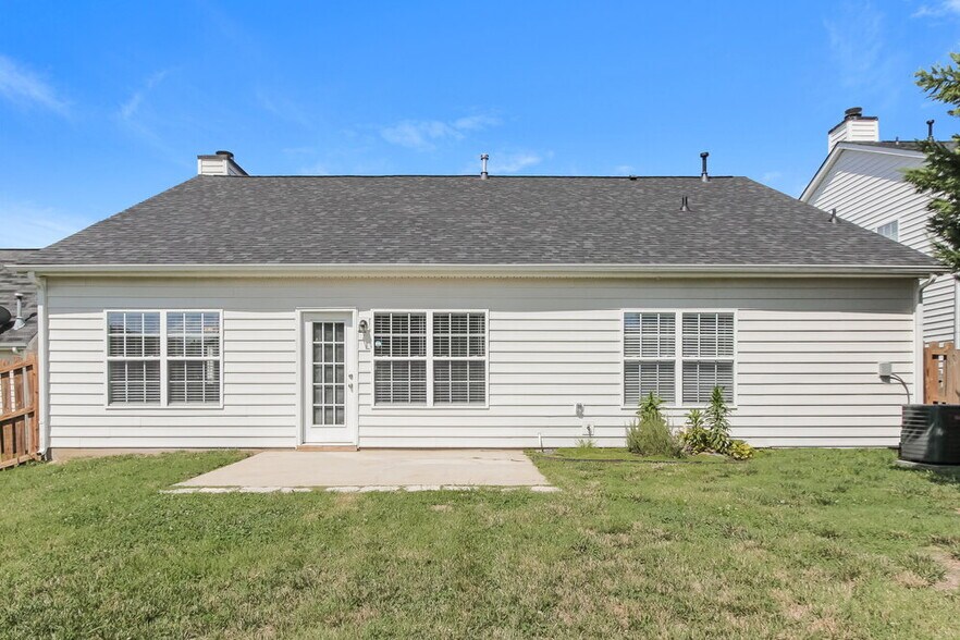 Building Photo - 11433 Chapeclane Rd