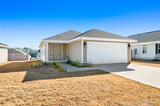 Building Photo - Peaceful Cantonment Home in New Home Community