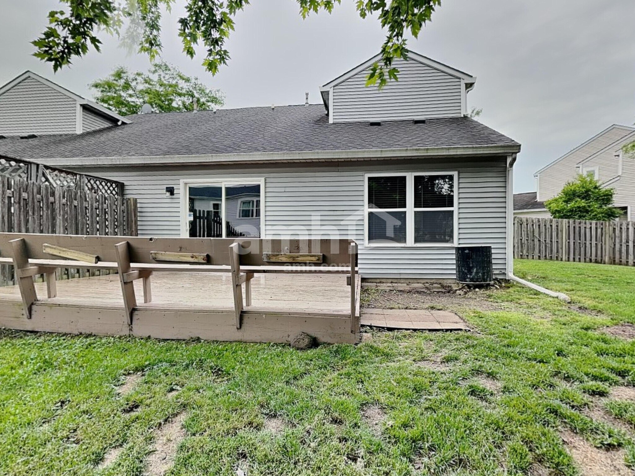 Building Photo - 560 S Annandale Dr