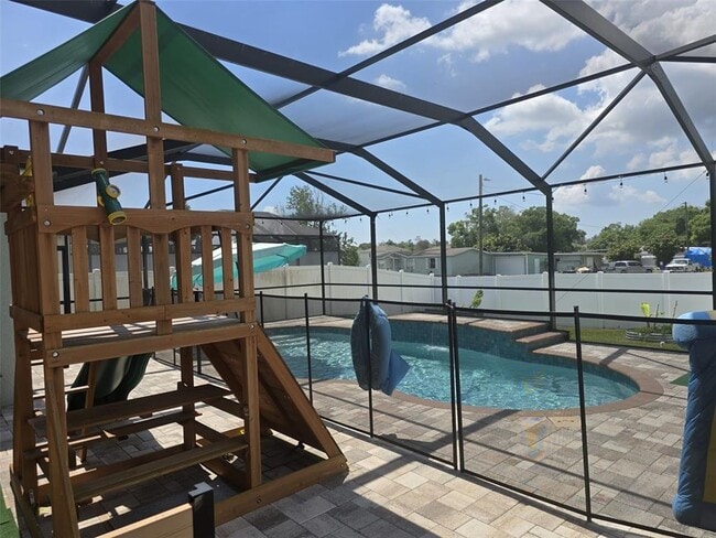 Building Photo - 10912 Honor Rd