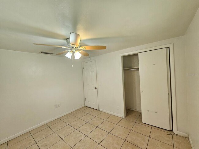 Building Photo - 15812 Sea Pines Dr