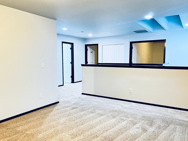 Building Photo - 5815 148th Pl NE