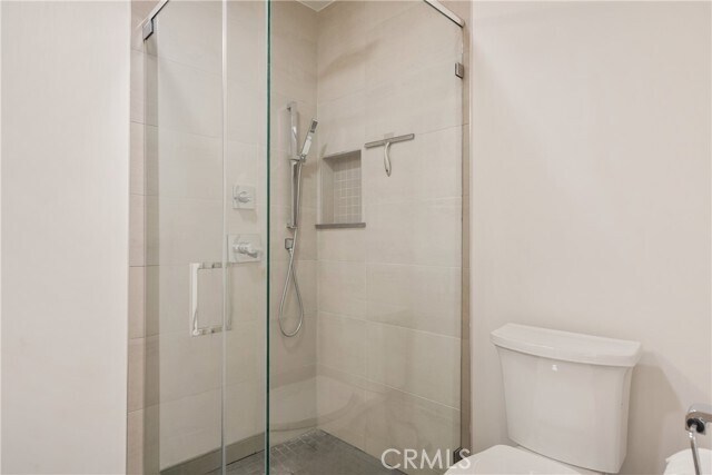 Building Photo - 820 S Wilton Pl