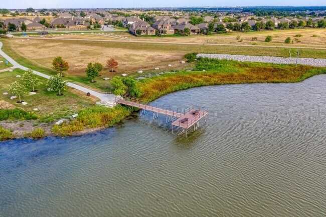 Building Photo - 2969 Diego Dr