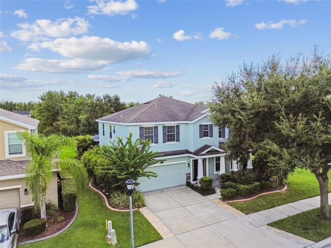 Building Photo - 12320 Fairlawn Dr