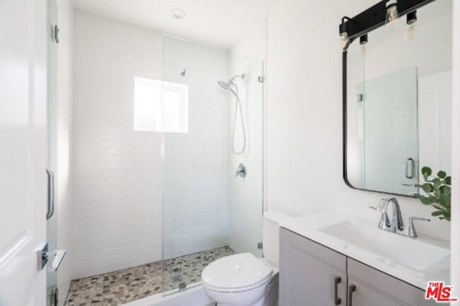 Building Photo - 12457 Hortense St