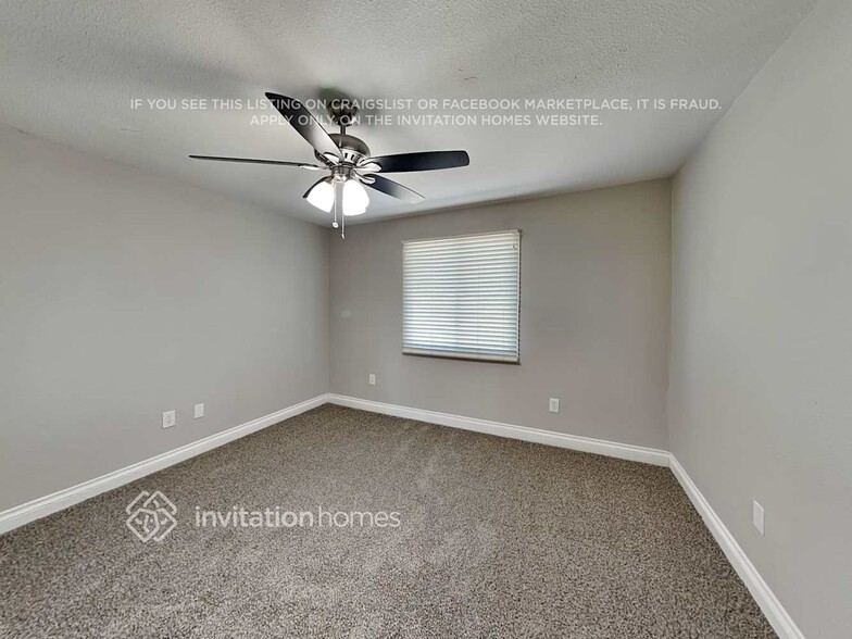 Building Photo - 3715 E Delcoa Dr
