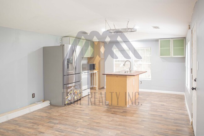 Building Photo - 2684 Bellinger Hill Rd