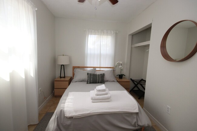Building Photo - Incredible, completely remodeled FURNISHED...